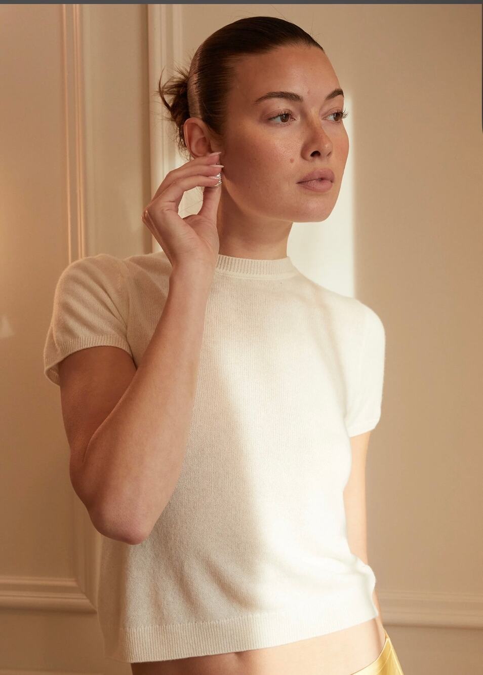 New few moda Caara lux cashmere ivory top $147 sz M
